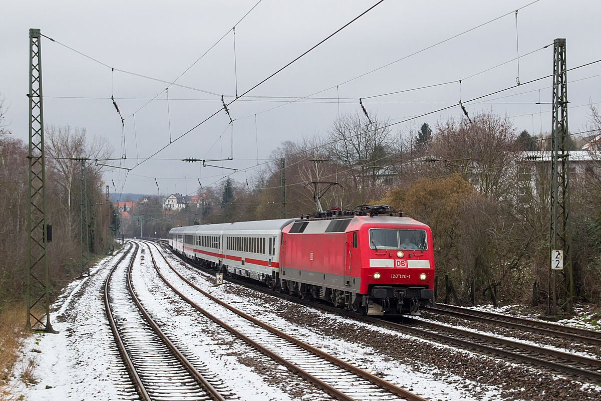  (20150128-123744_120 120_Saarbrücken Ost_IC 2055_SSH-TS_a.jpg)