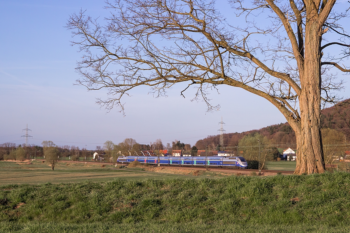  (20150412-192838_Bruchmühlbach_TGV 9557_Paris Est - FF_a.jpg)