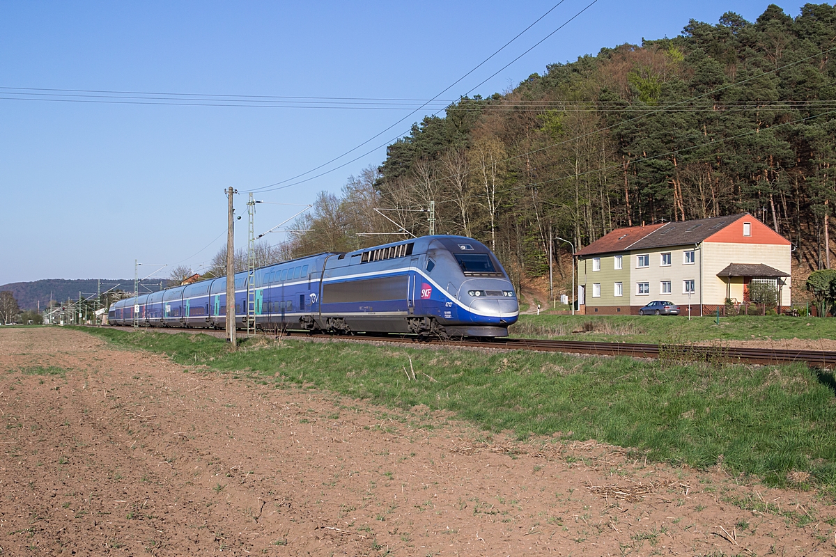  (20150419-184548_SNCF 4713_Vogelbach_TGV 9552_FF-Paris Est_B.jpg)