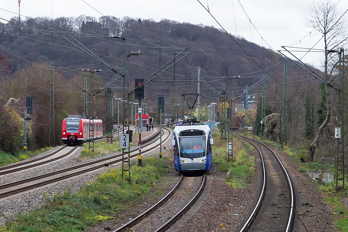  (20151119-132622_Saarbahn 10174_Saarbrücken Ost_425_RB 33718_SHO-STR_a.jpg)