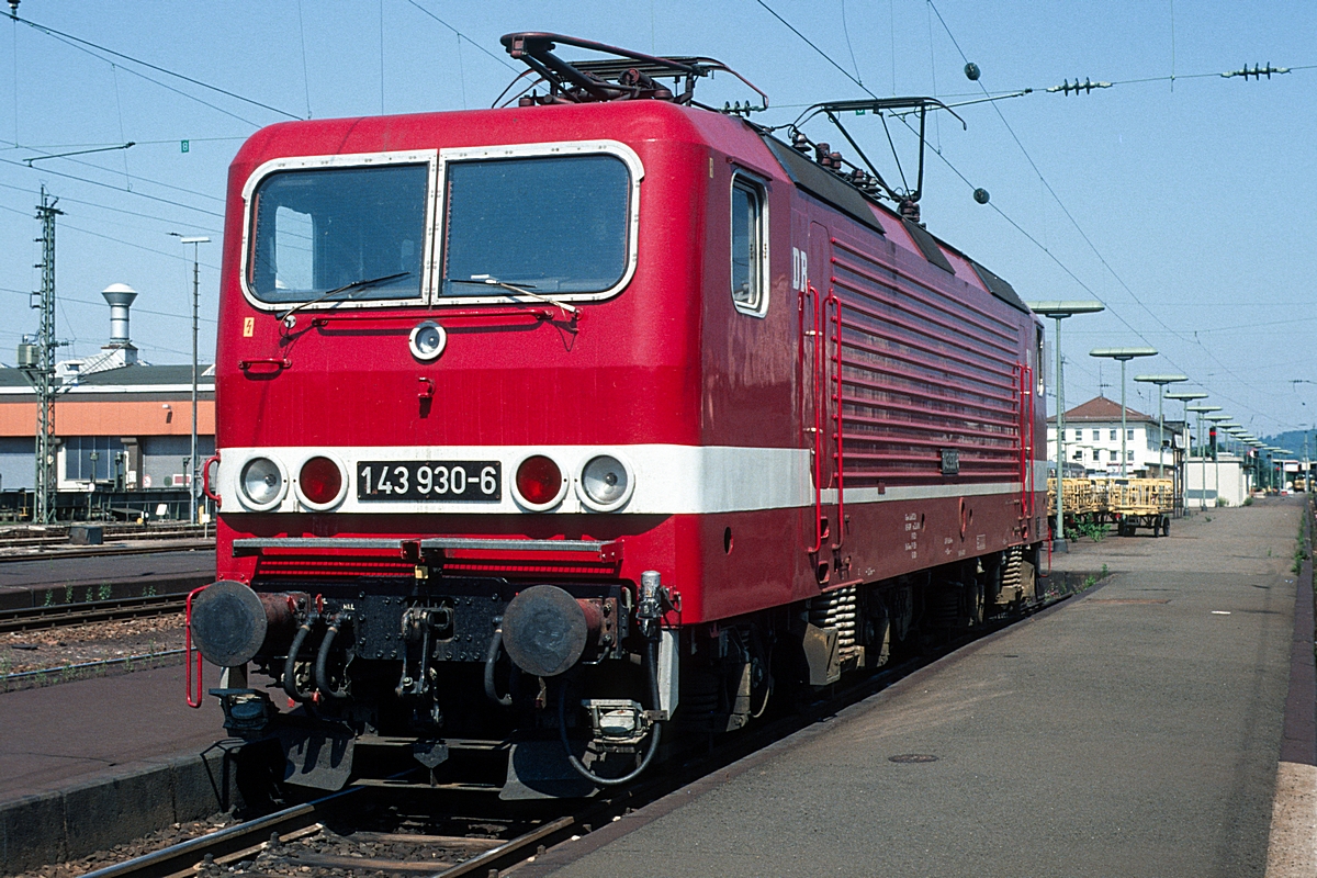  (19910729_56-15_143 930_Kaiserslautern Hbf_b.jpg)