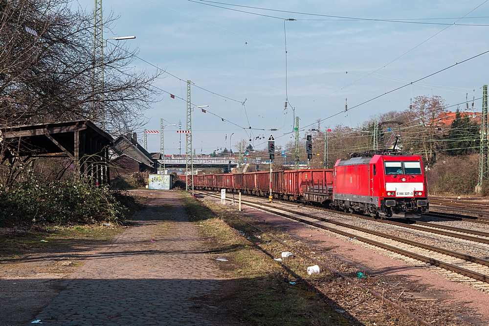  (20150220-105836_186 327_Burbach_GM 60543_SVL-SNK_b.jpg)