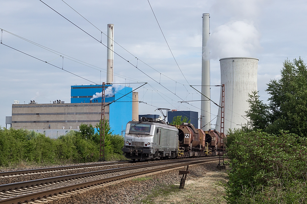  (20150715-090510_Akiem 37018_Ensdorf_DGS 91305_SDLH-SVL_a.jpg)