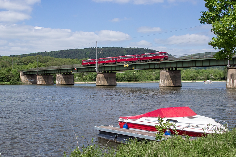  (20160514-134730_796 785-998 271-998 172-796 785_Kreuz Konz_DPN 25563_Speicher - Trier West - Trier Hbf_a.jpg)