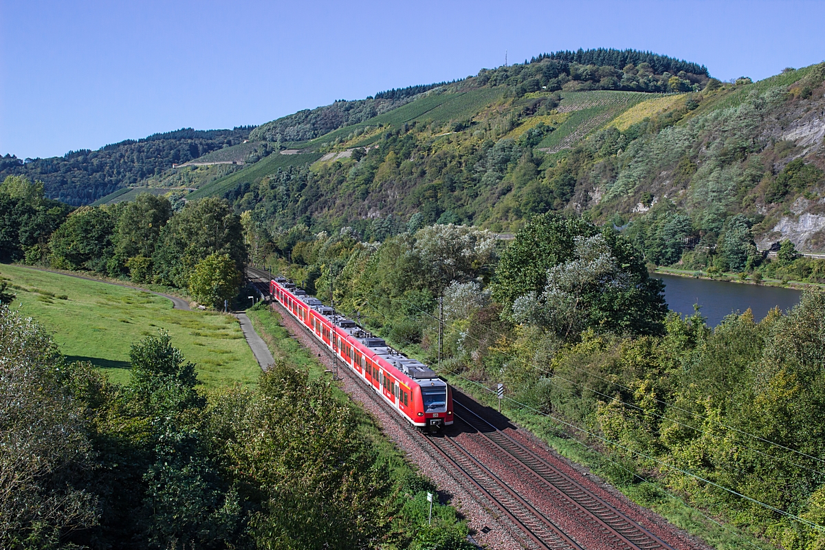  (20150930-114056_425 133_zw Saarburg und Schoden_RB 33712_SHO-STR_b.jpg)