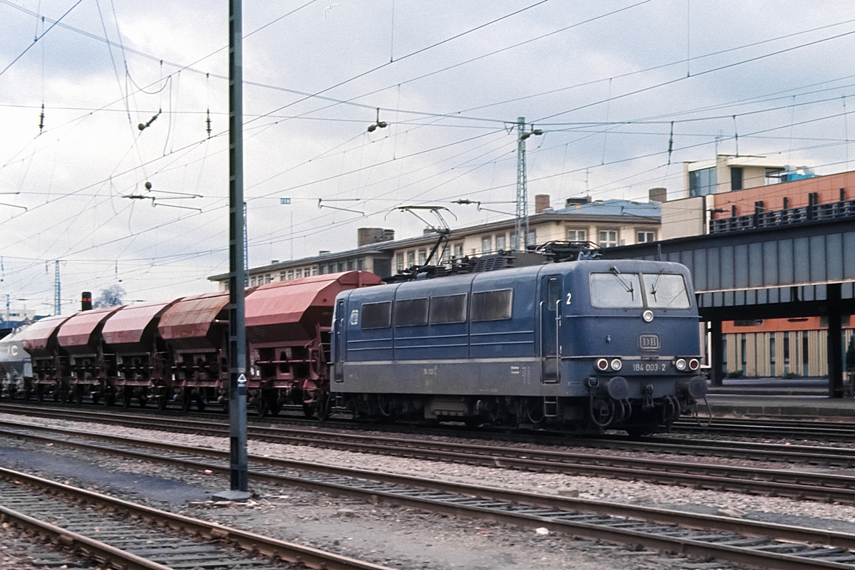  (19830130_19-50_184 003_Trier Hbf_Dg 87239_a.jpg)