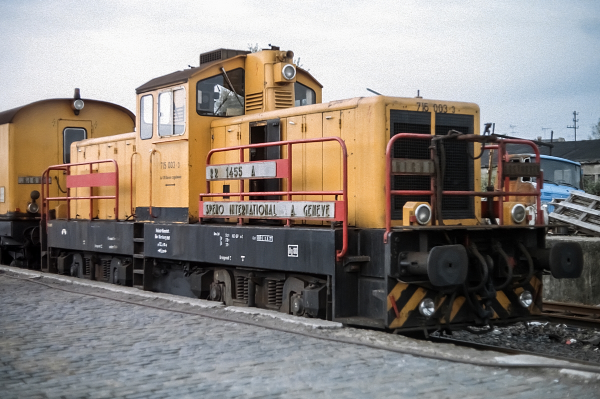  (19821012_18-32_715 003_Saarlouis Hbf_b.jpg)