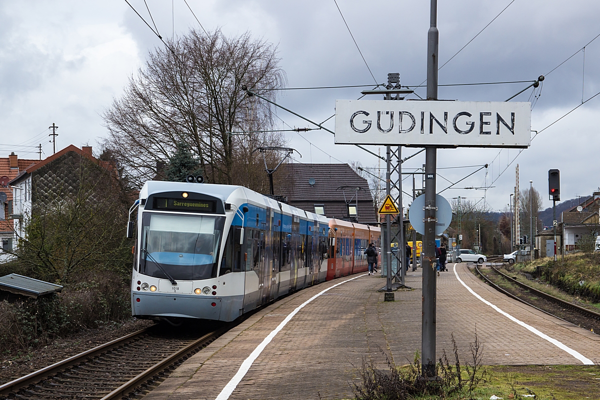  (20160128-124218_Saarbahn 1018_Güdingen_b.jpg)