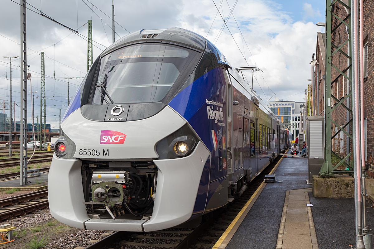  (20220917-125629_SNCF 85505M_Saarbrücken Hbf_Tag der Schiene_b.jpg)