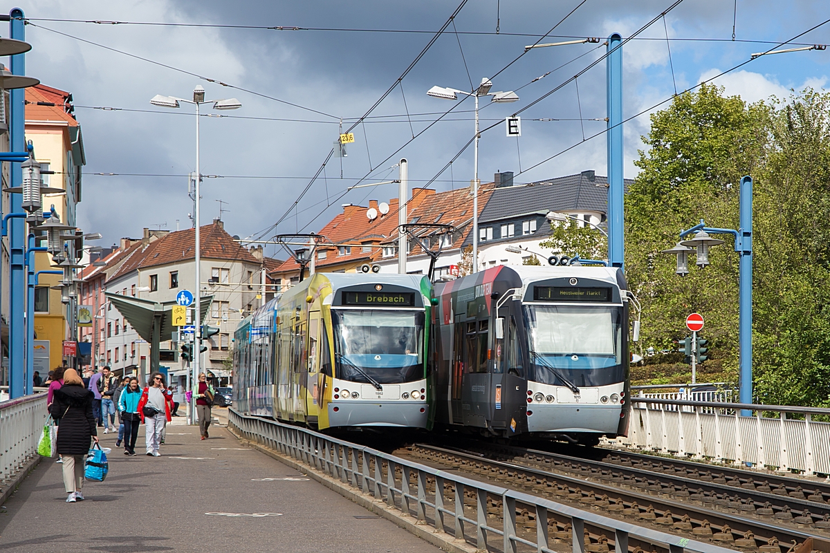  (20220919-124820_Saarbahn 1002-1015_Cottbuser Platz_a.jpg)