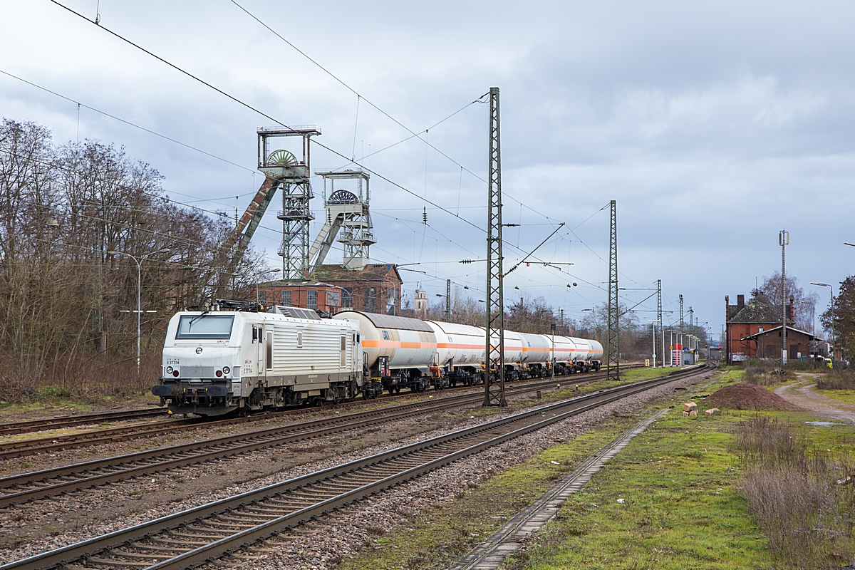  (20221229-142706_37514_Luisenthal_DGS 45275_Creutzwald-SLU_weiter als_DGS 69597_SLU-Münchsmünster (Propen)_b.jpg)