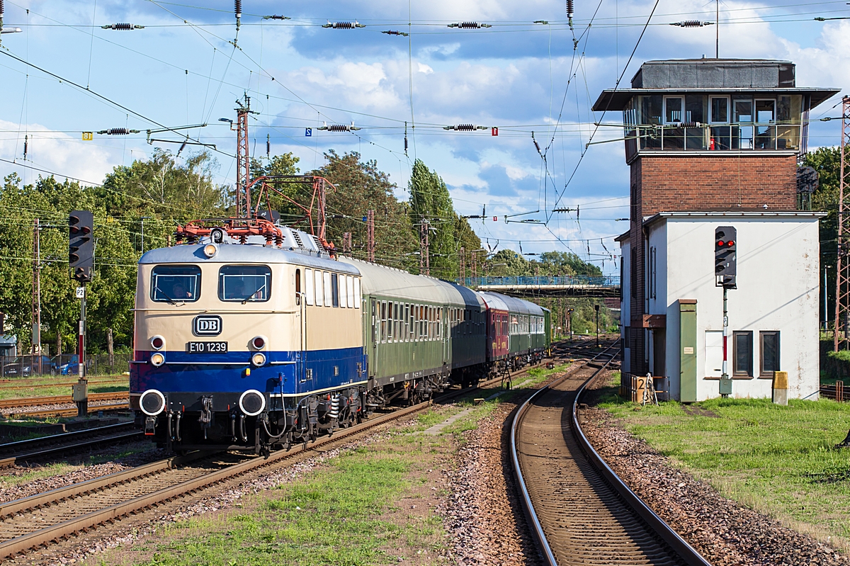  (20230826-174553_E10 1239_Dillingen_DPE 60995_SVL - Frankfurt-Süd_am1.jpg)