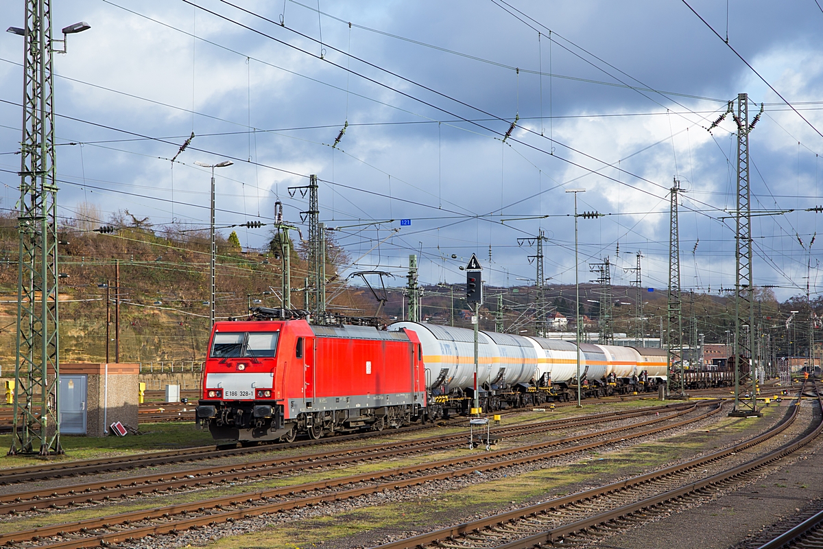  (20231213-125753_186 328_Saarbrücken Hbf_EZ 52042_SSR West - SNK_a.jpg)