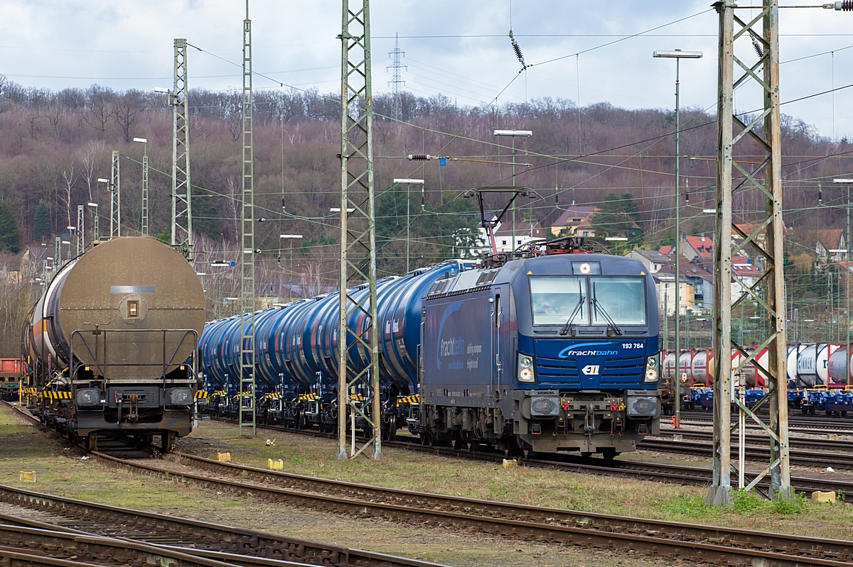  (20241206-122217_193 764_Saarbrücken Rbf_Frachtbahn_a.jpg)