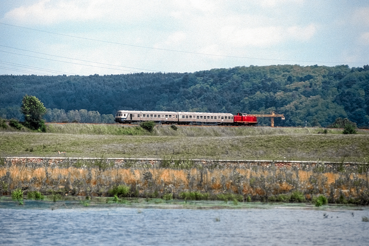  (19870825_42-23_212 282_zw Dillingen und Siersburg_b.jpg)