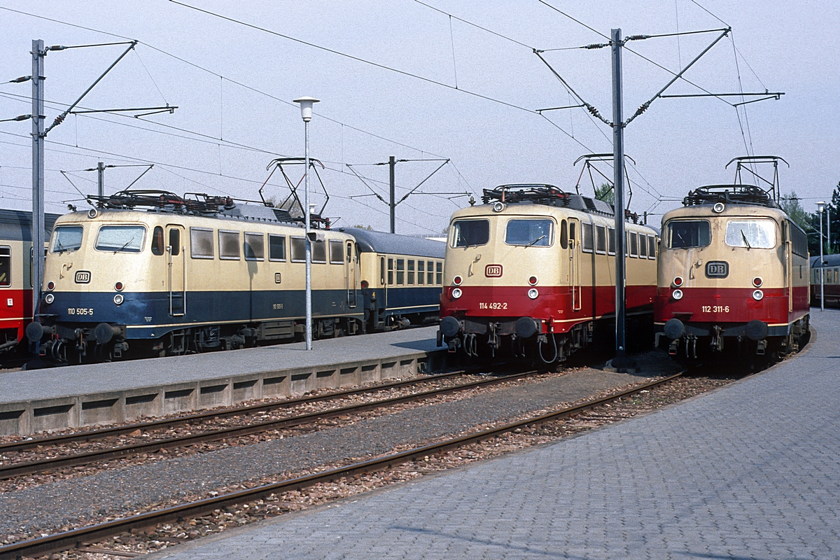  (19880429_46-50_112 311_M 1086-114 492_M 1076-110 505_E 2148_Hannover Messebahnhof_b.jpg)