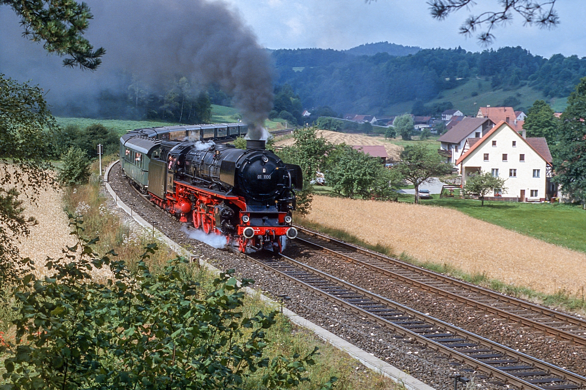  (19850807_36-31_01 1100_Etzelwang_D 18605_Nürnberg Hbf – Amberg_b.jpg)