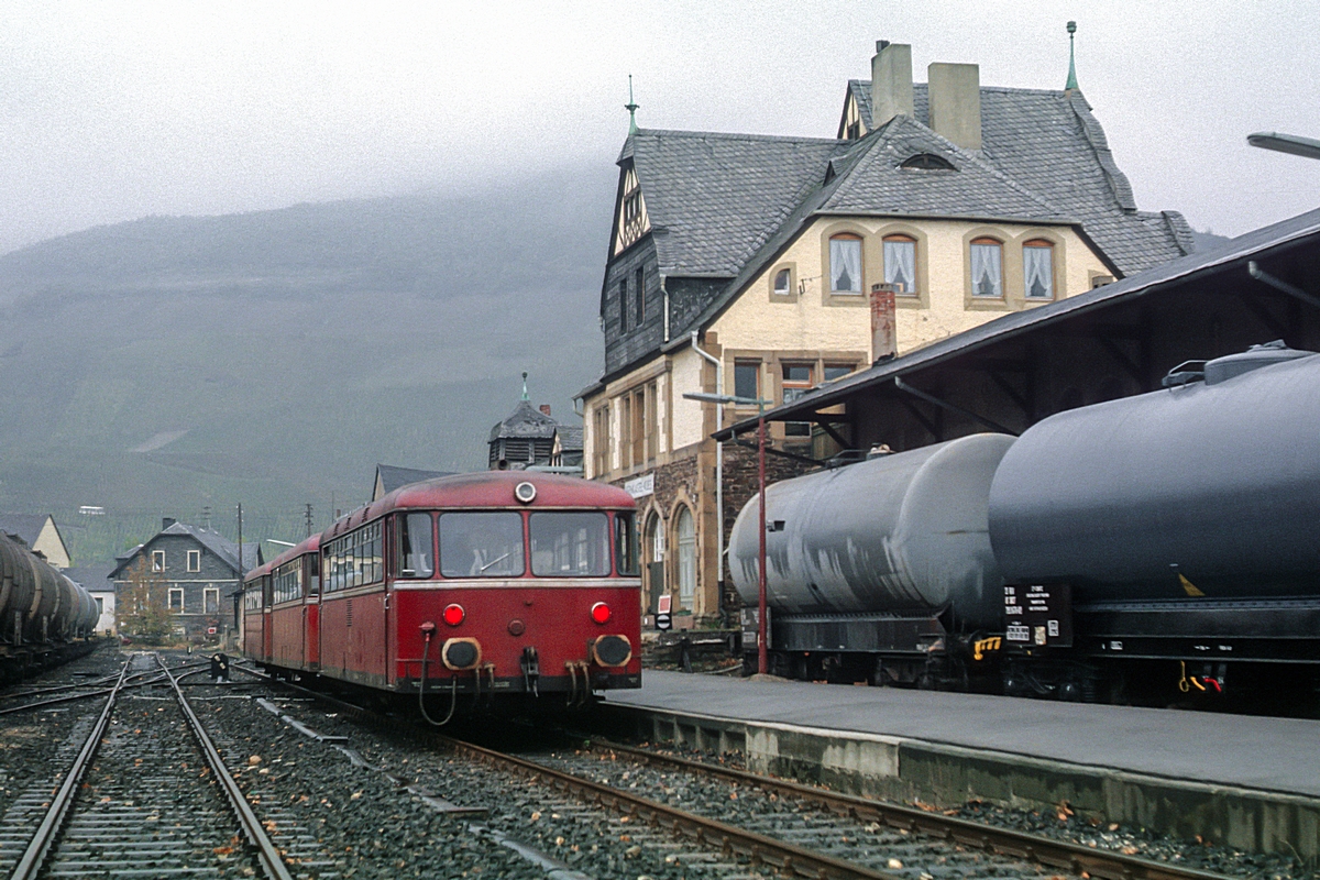  (19831031_32-36_798 735-998 305-998 632_Bernkastel_N 8406_Wengerohr-Bernkastel_b1.jpg)