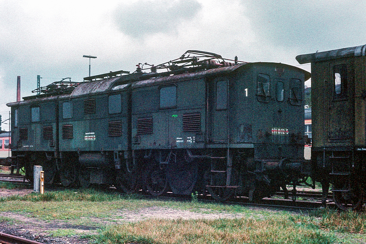  (19820804_14-21_191 002_Bw Nürnberg Hbf_b.jpg)