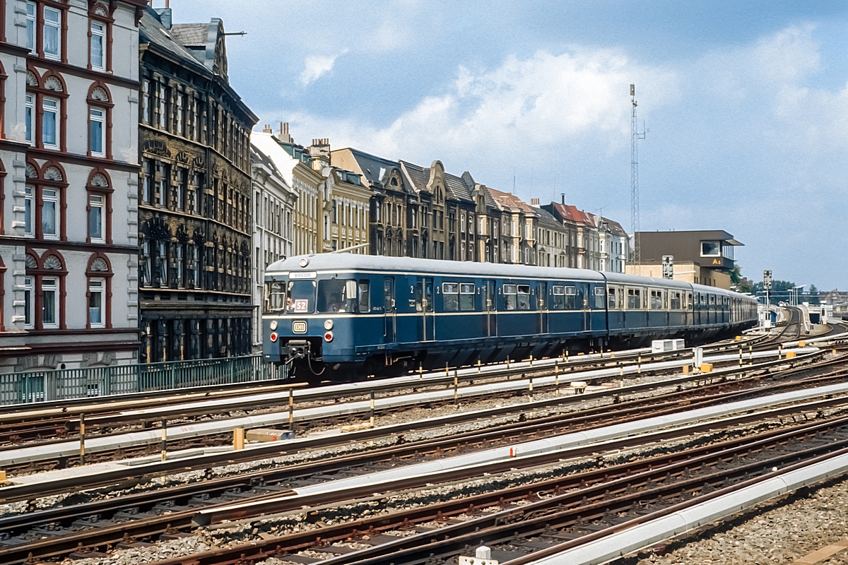  (19820827_17-23_470 442_Hamburg-Altona_b.jpg)