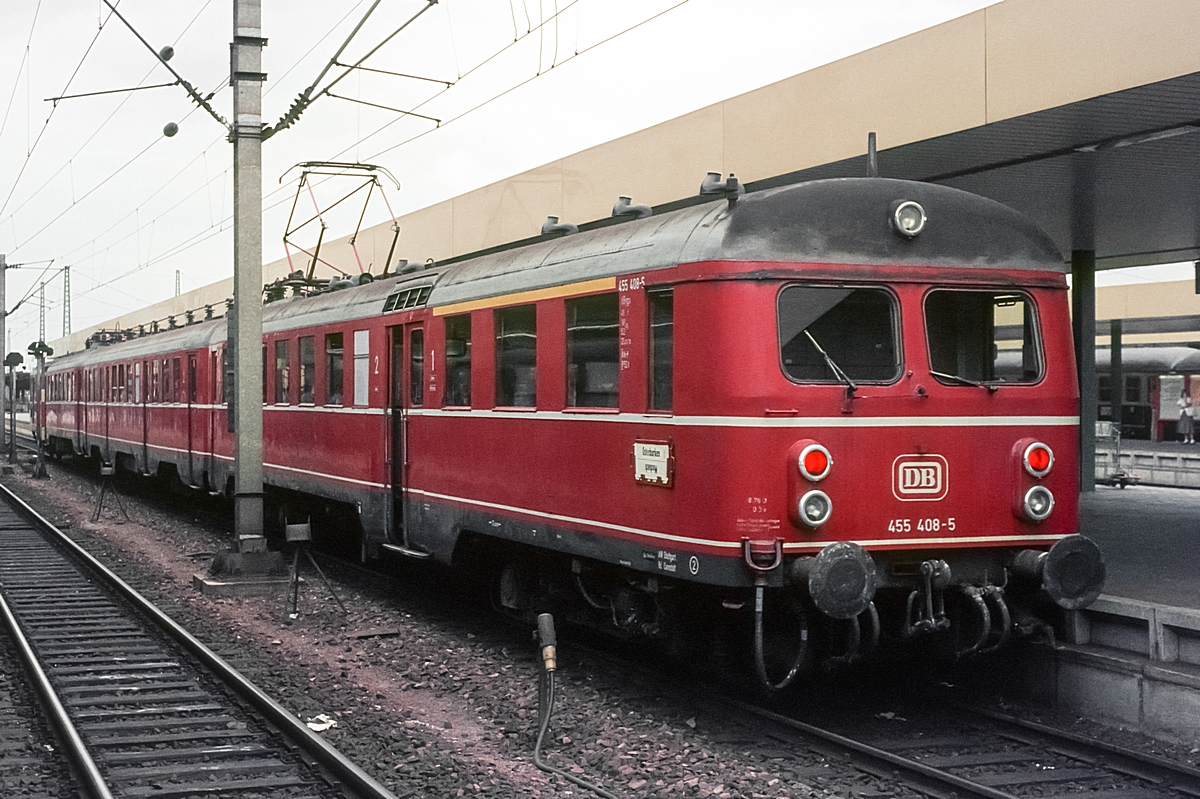  (19820831_18-18_455 408_Mannheim Hbf_N 7335_Ludwigshafen-Heidelberg_b.jpg)