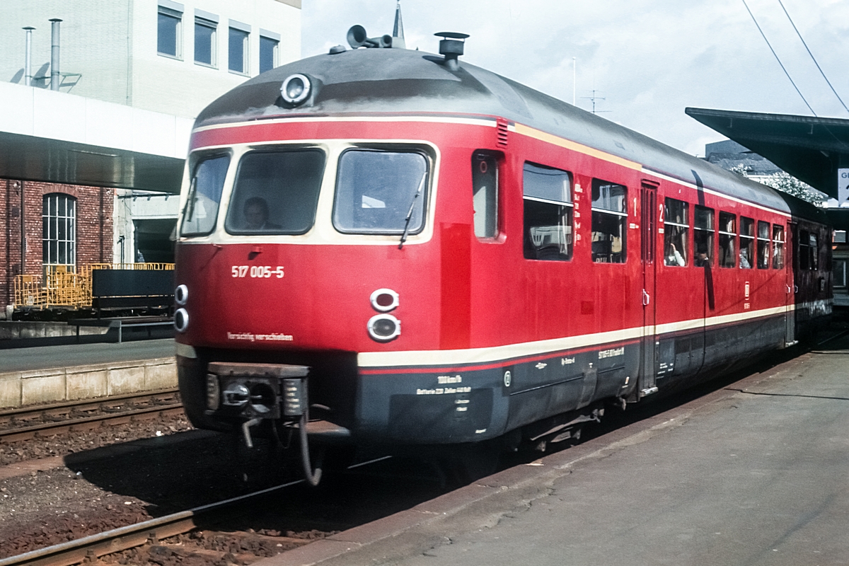  (19800913_05-37_517 005_Limburg_N 5677_Limburg-Diez-Wiesbaden_b.jpg)