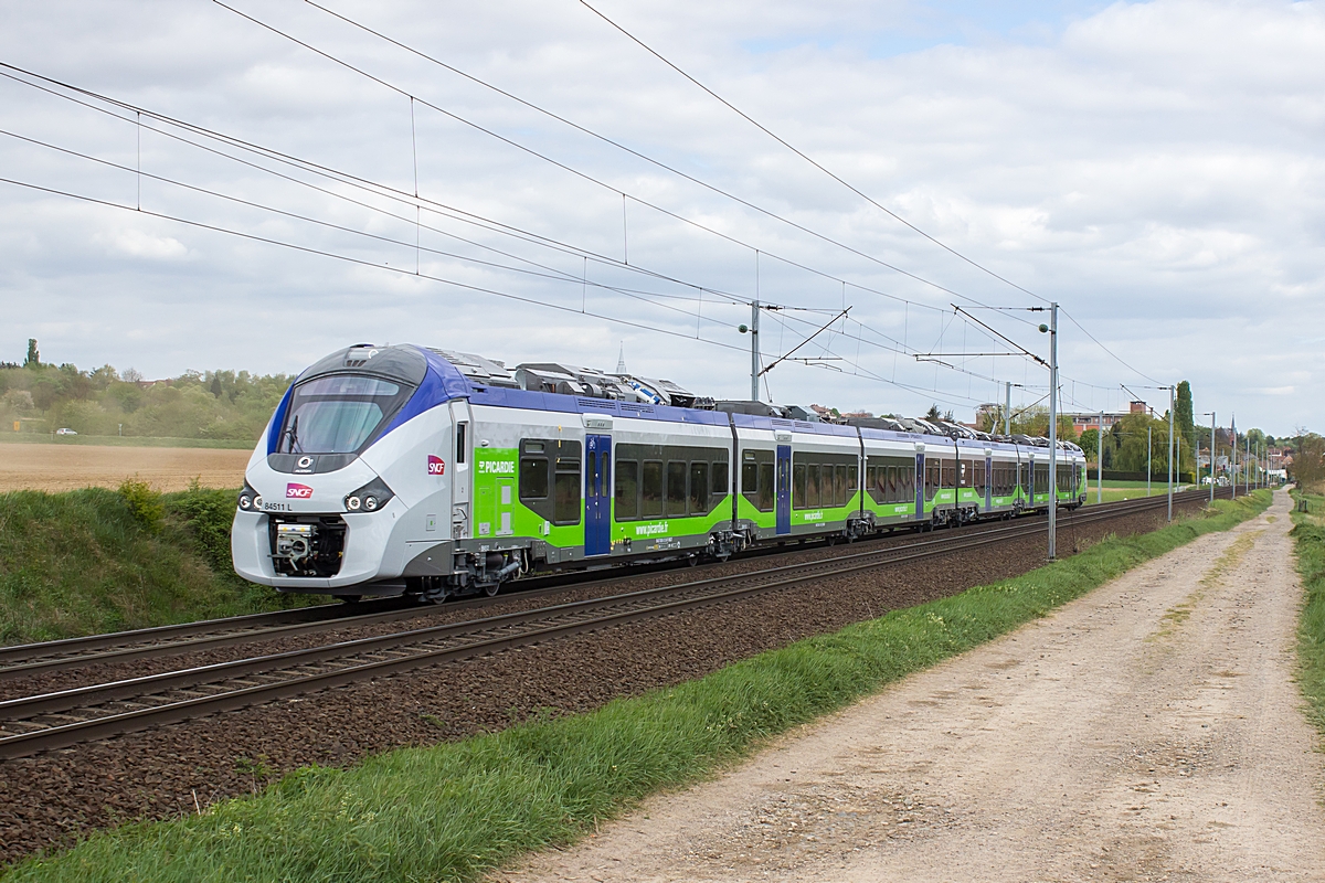  (20140415-153530_SNCF 84511L_Hochfelden_a.jpg)