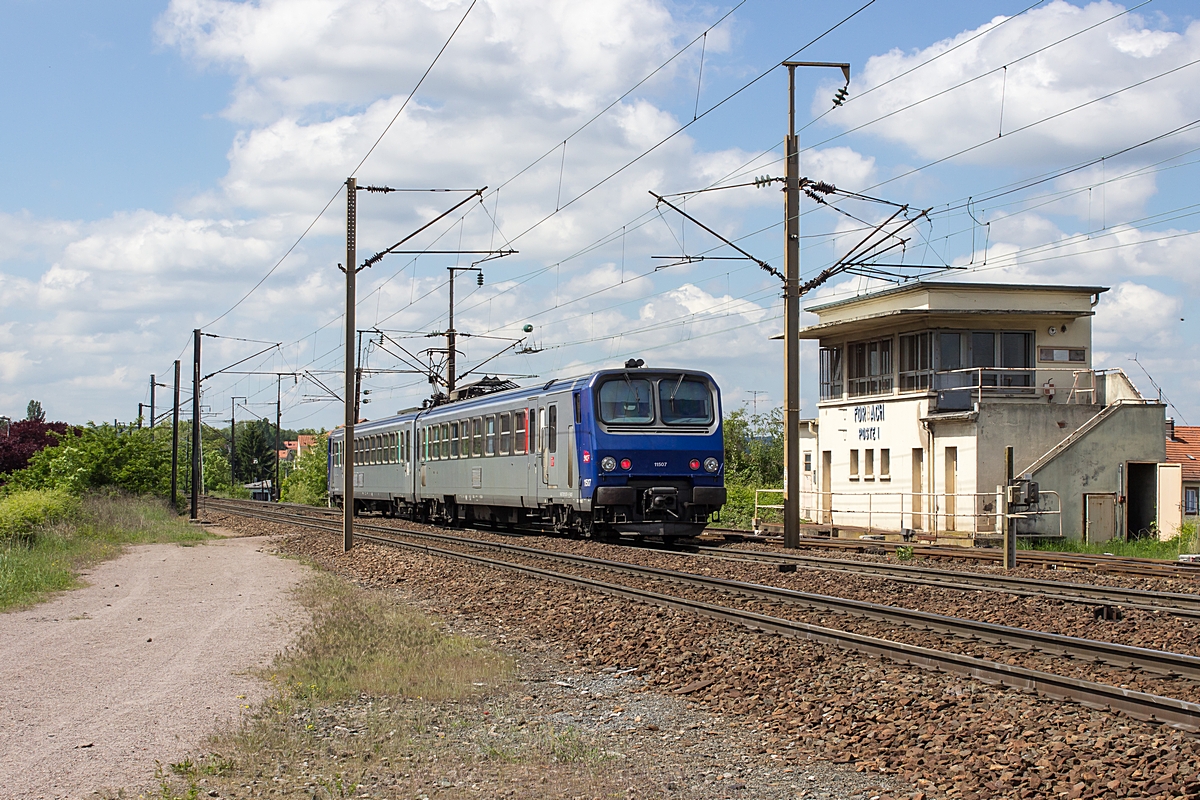  (20140516-120834_SNCF 11507_Forbach_TER 23862b.jpg)