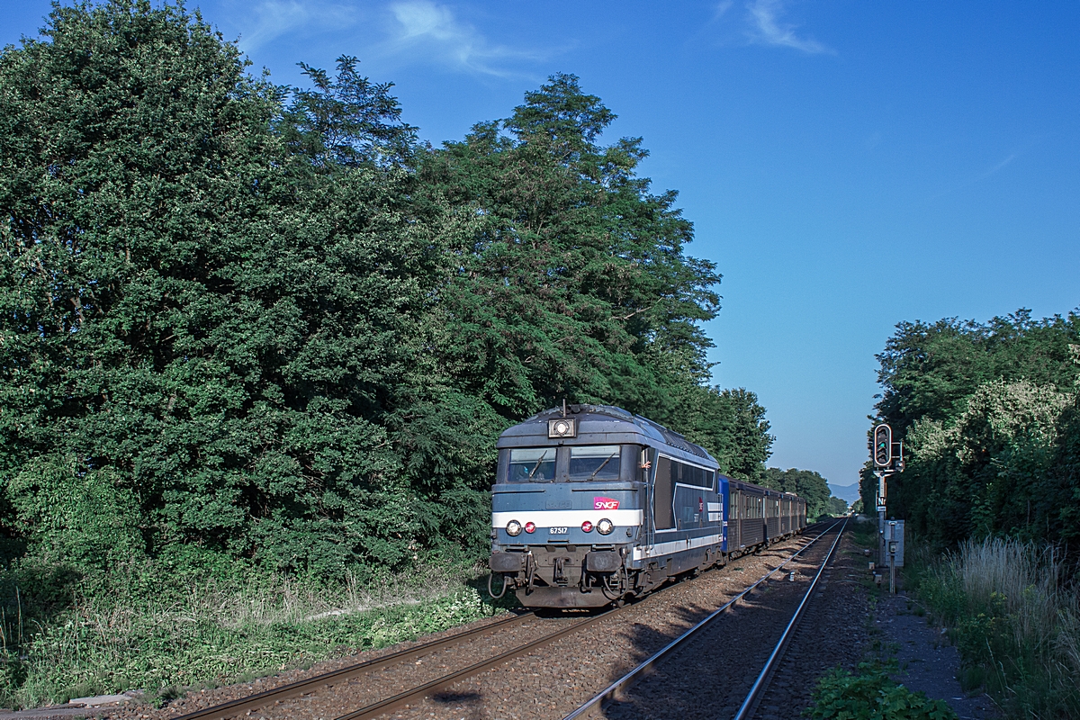  (20140703-195350_SNCF 67517_Marienthal_TER 830556_Strasbourg-Haguenau_a.jpg)