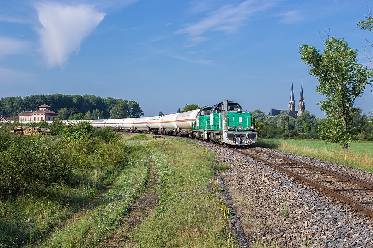  (20140801-092508_SNCF 460035-460063_Sarralbe_431026 leer Propen_Sarralbe-Woippy_a.jpg)