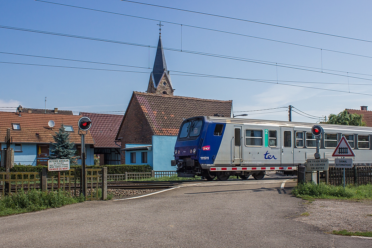  (20140801-105220_SNCF 111511_Schwindratzheim_TER 830110_Strasbourg-Saverne_b.jpg)