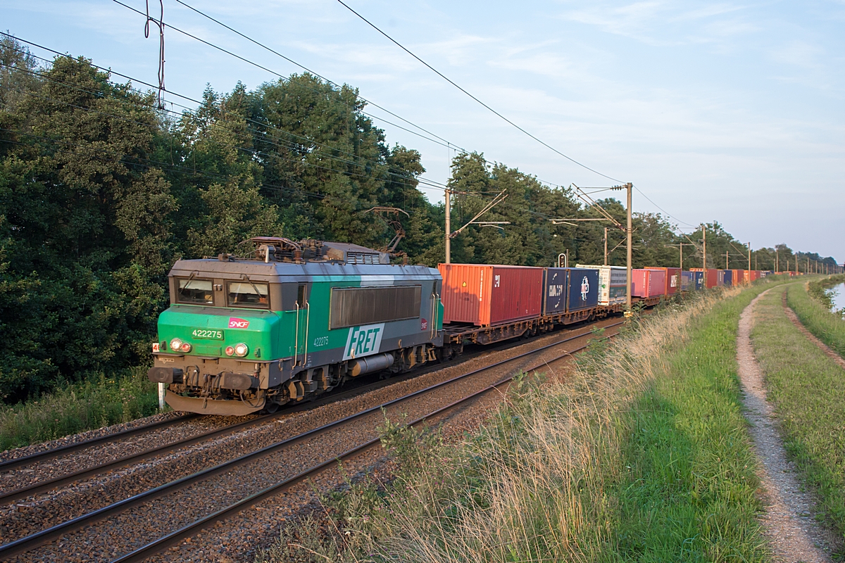  (20140801-201848_SNCF 422275_Steinbourg_50928_Strasbourg Port du Rhin-Venissieux_b.jpg)