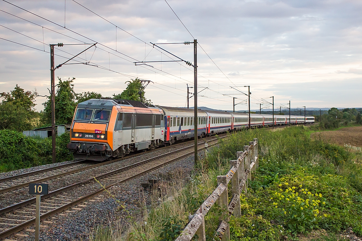  (20140901-195322_SNCF 26166_bei Zoufftgen_Exp 96 Iris_Basel SBB-Bruxelles Midi_b.jpg)