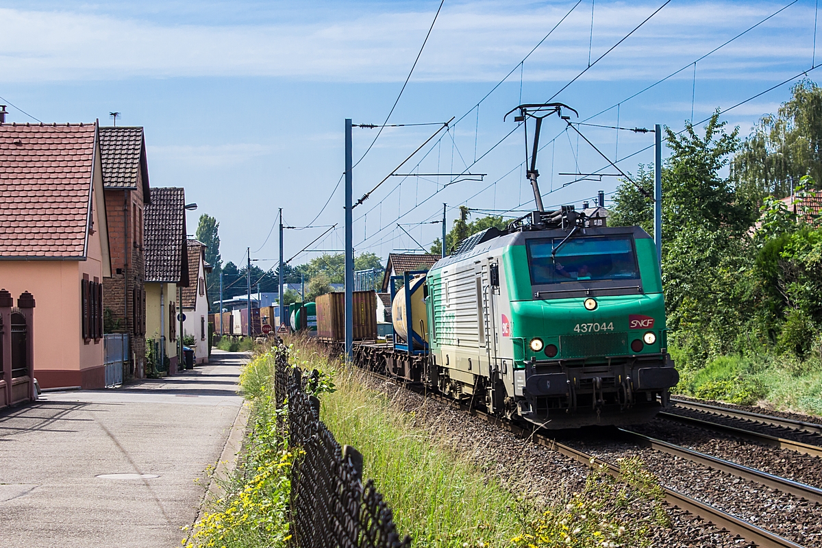  (20140905-143038_SNCF 437044_Hochfelden_a.jpg)