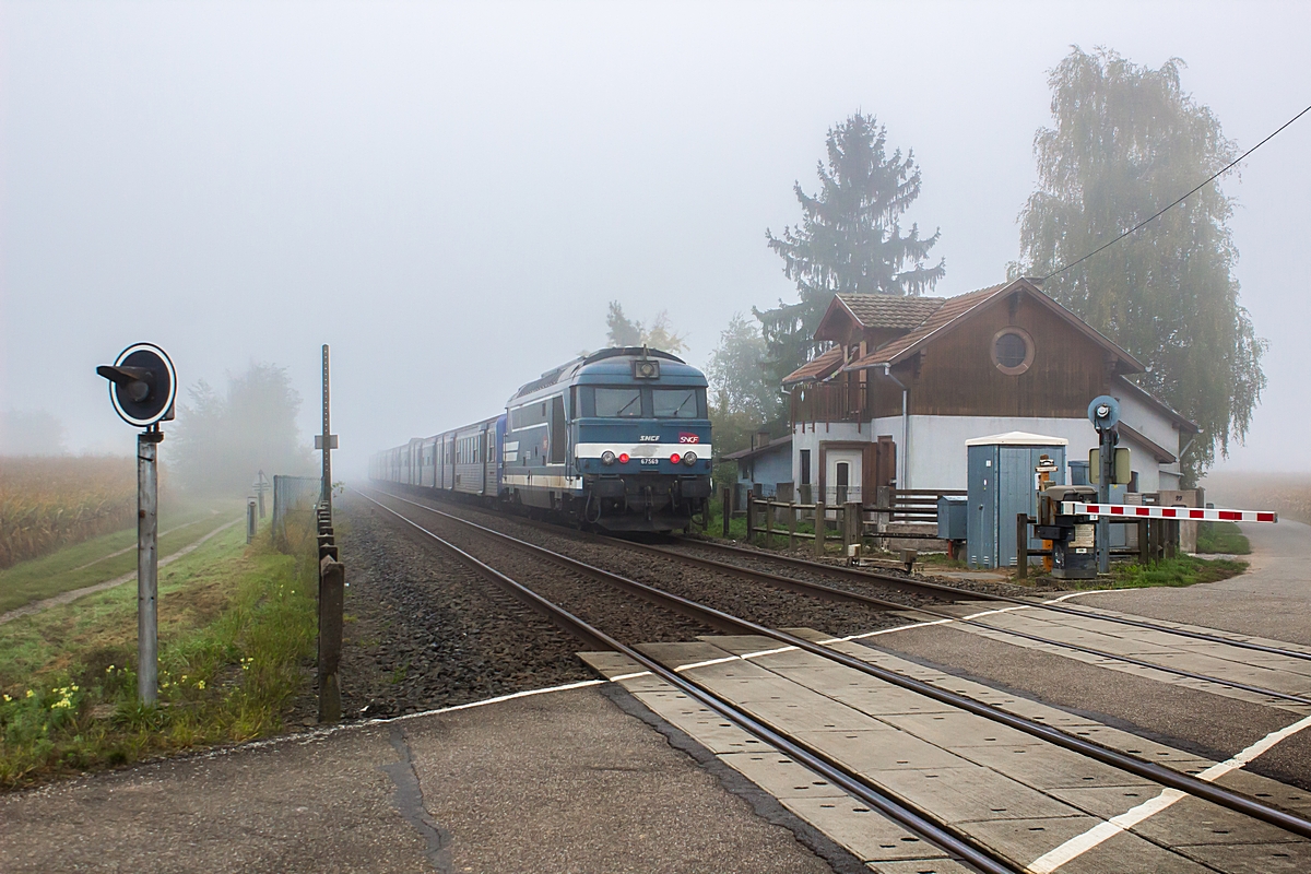  (20141003-095142_SNCF 67569_Hoerdt_TER 830521_Haguenau-Strasbourg_b.jpg)