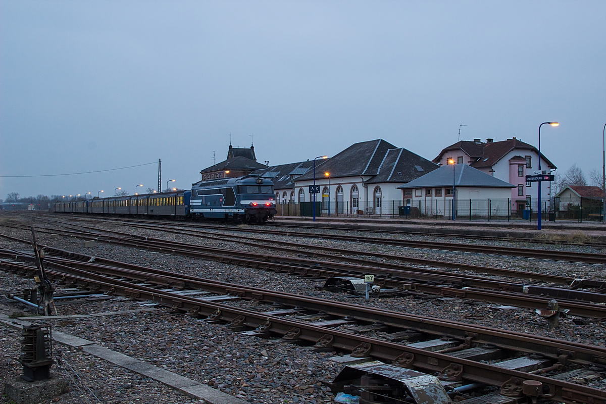  (20150323-062330_SNCF 67519_Lauterbourg_TER 830705_Lauterbourg-Strasbourg_b.jpg)