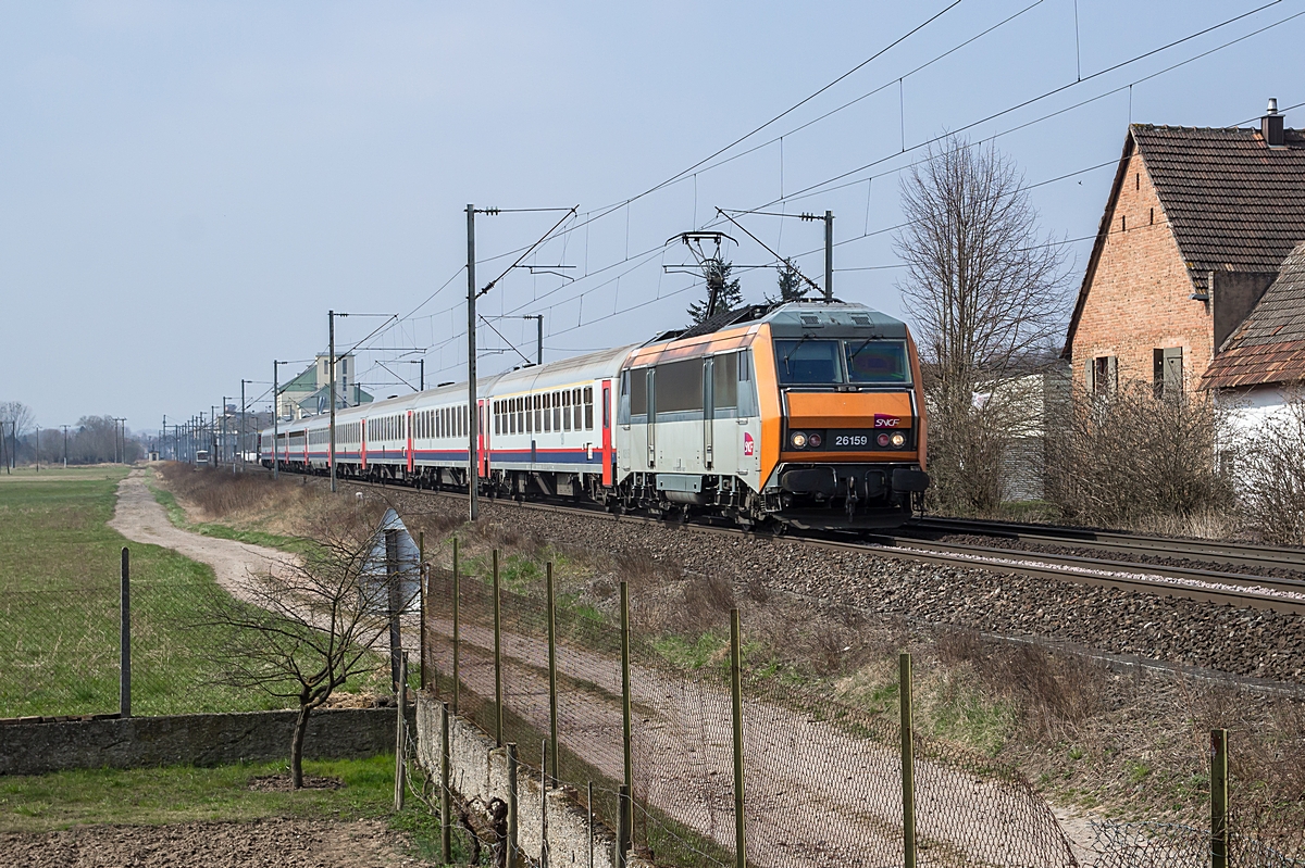  (20150323-125710_SNCF 26159_Schwindratzheim_IC 91_Bruxelles Midi - Basel SBB_a.jpg)