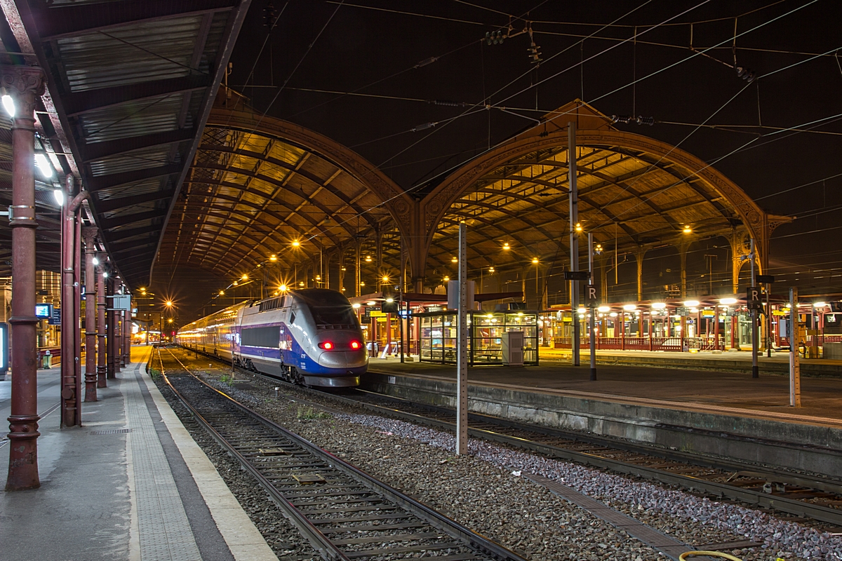  (20150422-222346_SNCF TGV 4719_Strasbourg Ville_TGV 2583_Paris Est - Strasbourg_b.jpg)