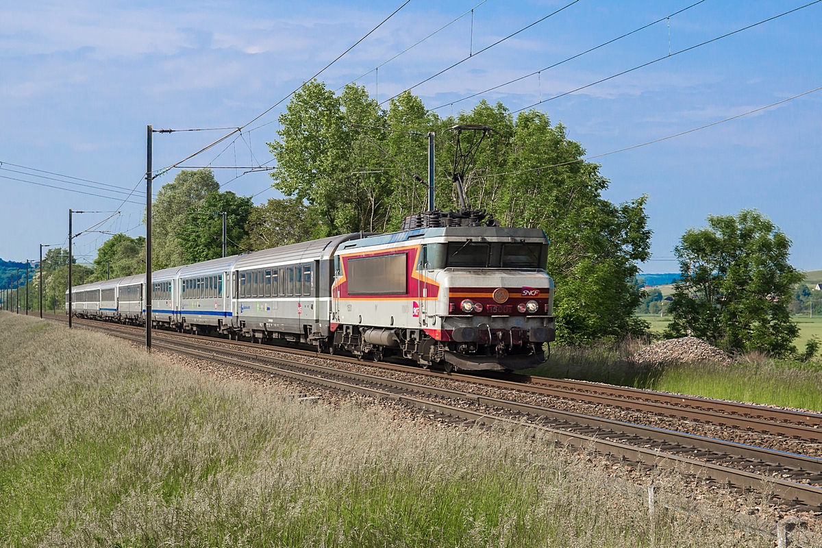  (20150528-093334_SNCF 15001_Nogentel_TER 839117_Paris Est - Chalons-en-Champagne_a.jpg)