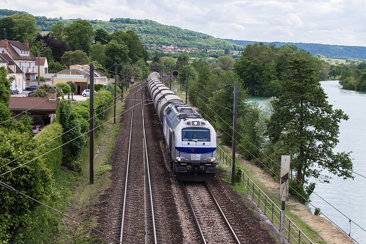  (20150528-165734_Europorte 4009_Dormans_MA100 454807_Vaires-Torcy - Blainville-Damelevières_a.jpg)