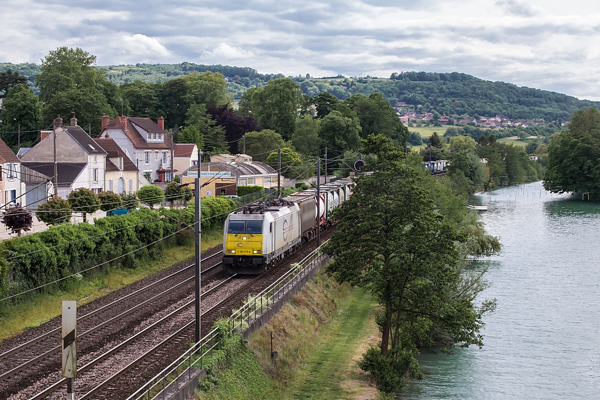  (20150528-171758_186 175_Dormans_ME100 41200_Irún - Forbach (- Deutschland)_a.jpg)