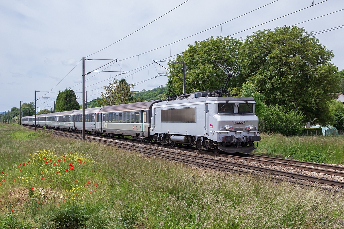  (20150529-120300_SNCF 22237_Armancourt_IC 2309_Paris-Nord - Maubeuge_a.jpg)