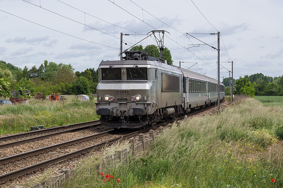  (20150529-121426_SNCF 22244_Armancourt_IC 2316_Maubeuge - Paris-Nord_a.jpg)