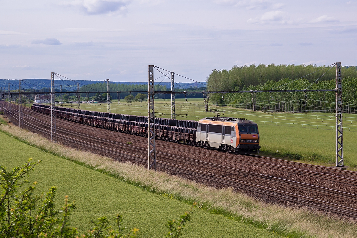  (20150529-175800_SNCF 26101_Joigny_MA100 75011_Montereau - Sibelin_am.jpg)