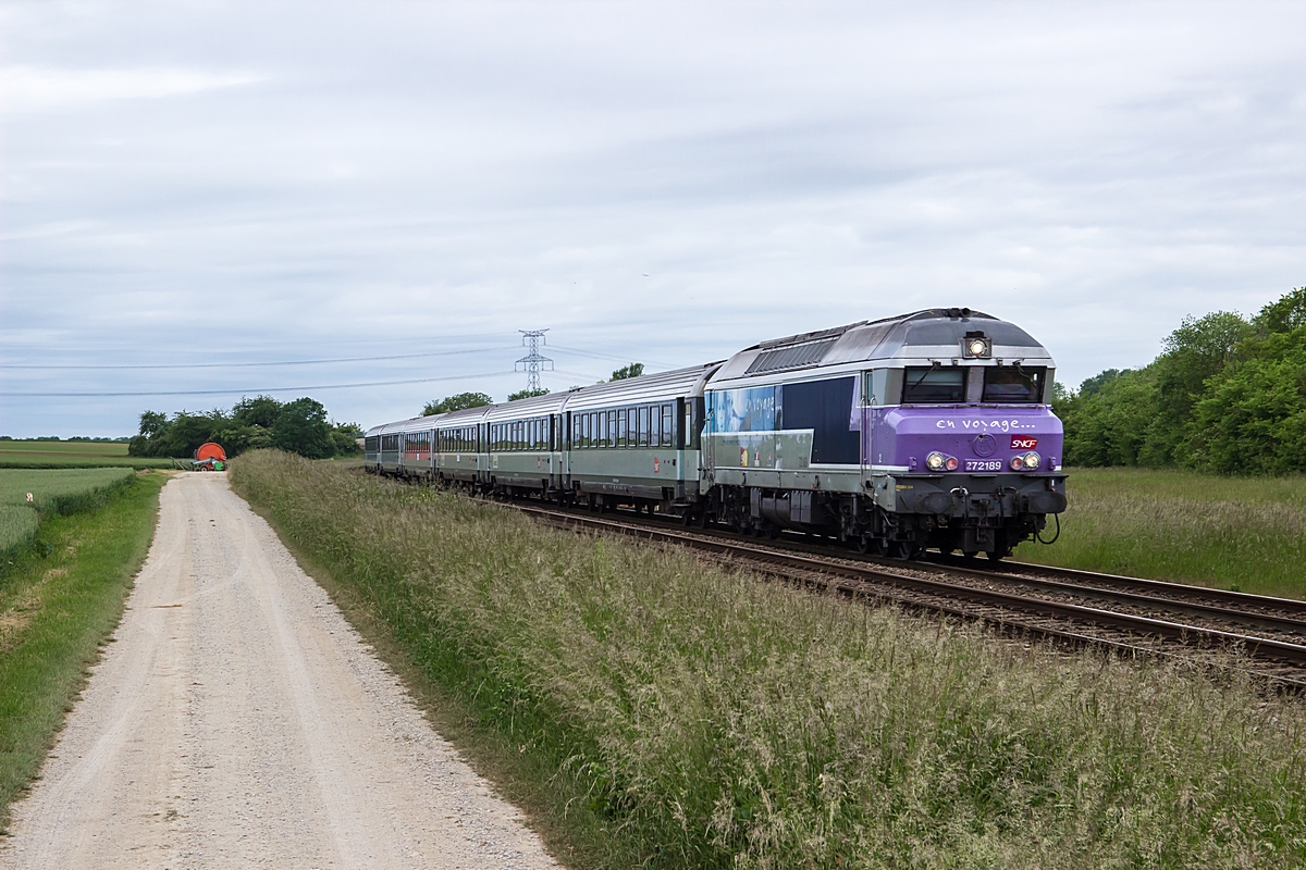  (20150530-084324_SNCF 72189_Marnay-sur-Seine_IC 1643_Paris Est - Belfort_b.jpg)