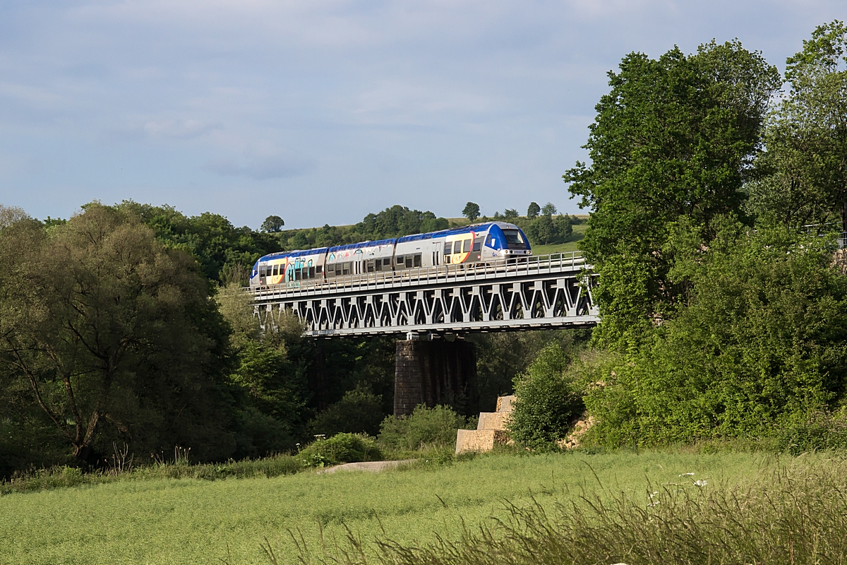  (20150608-190614_SNCF 76537_Wittring_TER 834739_Sarreguemines - Sarre-Union_a2.jpg)