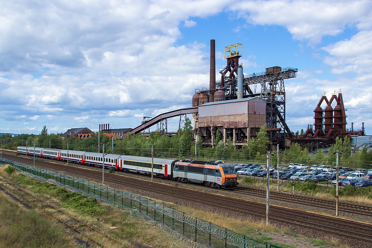  (20150729-164724_SNCF 26168_Uckange_IC 97 Iris_Bruxelles Midi - Basel SBB_a.jpg)