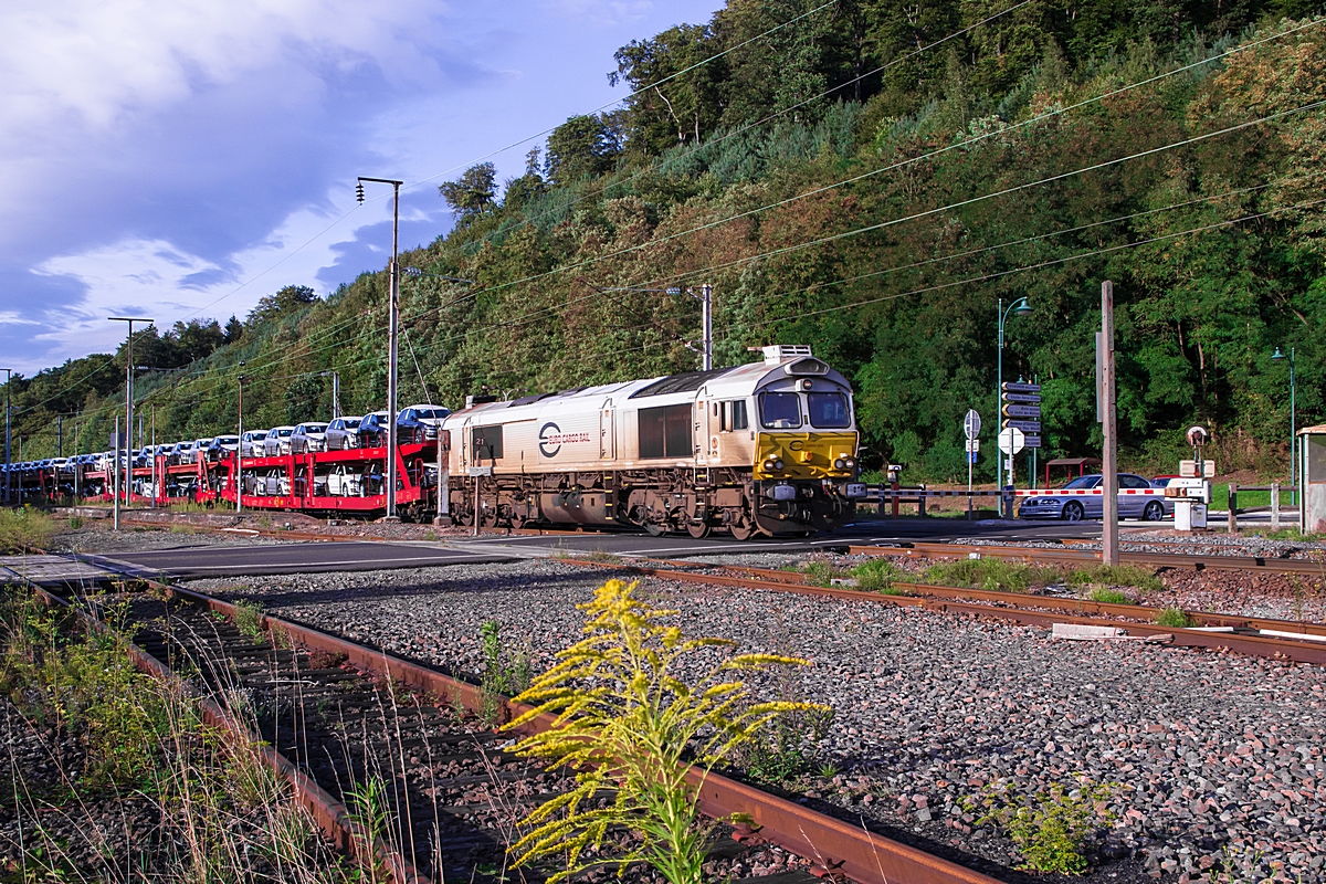  (20150825-190116_ECR 77002_Cocheren_VW Zug ME100 49268 Einsiedlerhof - Villers-Cotterêts_b2.jpg)