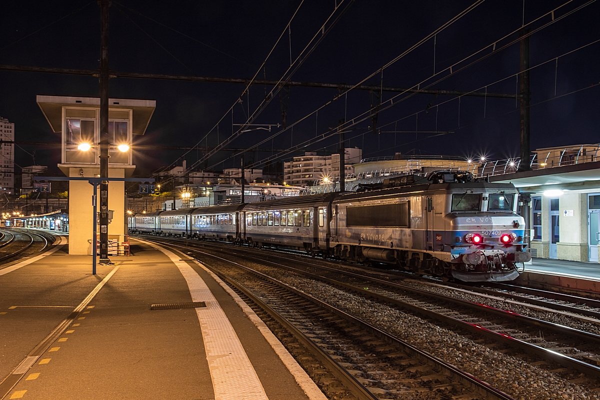  (20150829-230502_SNCF 7409_Dijon Ville_TER 17769_Paris-Bercy - Dijon Ville_b.jpg)