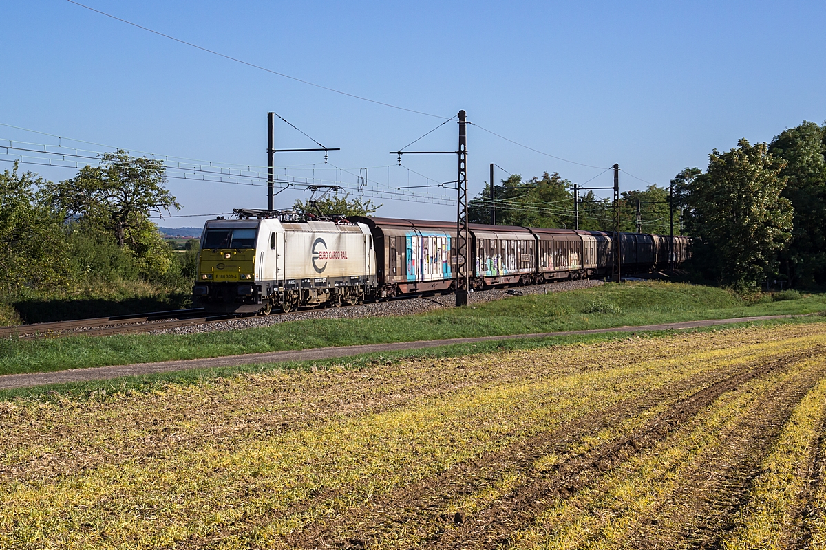  (20150830-091636_ECR 186 303_Morey-Saint-Denis_MA100 49215_Mannheim Rbf - Cerbère_b.jpg)